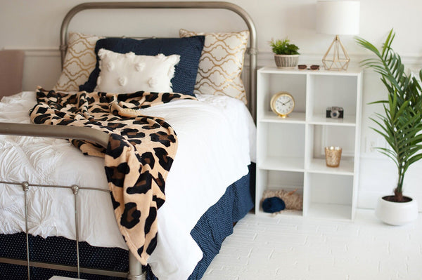 Personalized Leopard Blanket, Monogrammed Cozy Plush Leopard Throw Blanket, Christmas Gift Blanket, Monogrammed Leopard Fleece Blanket