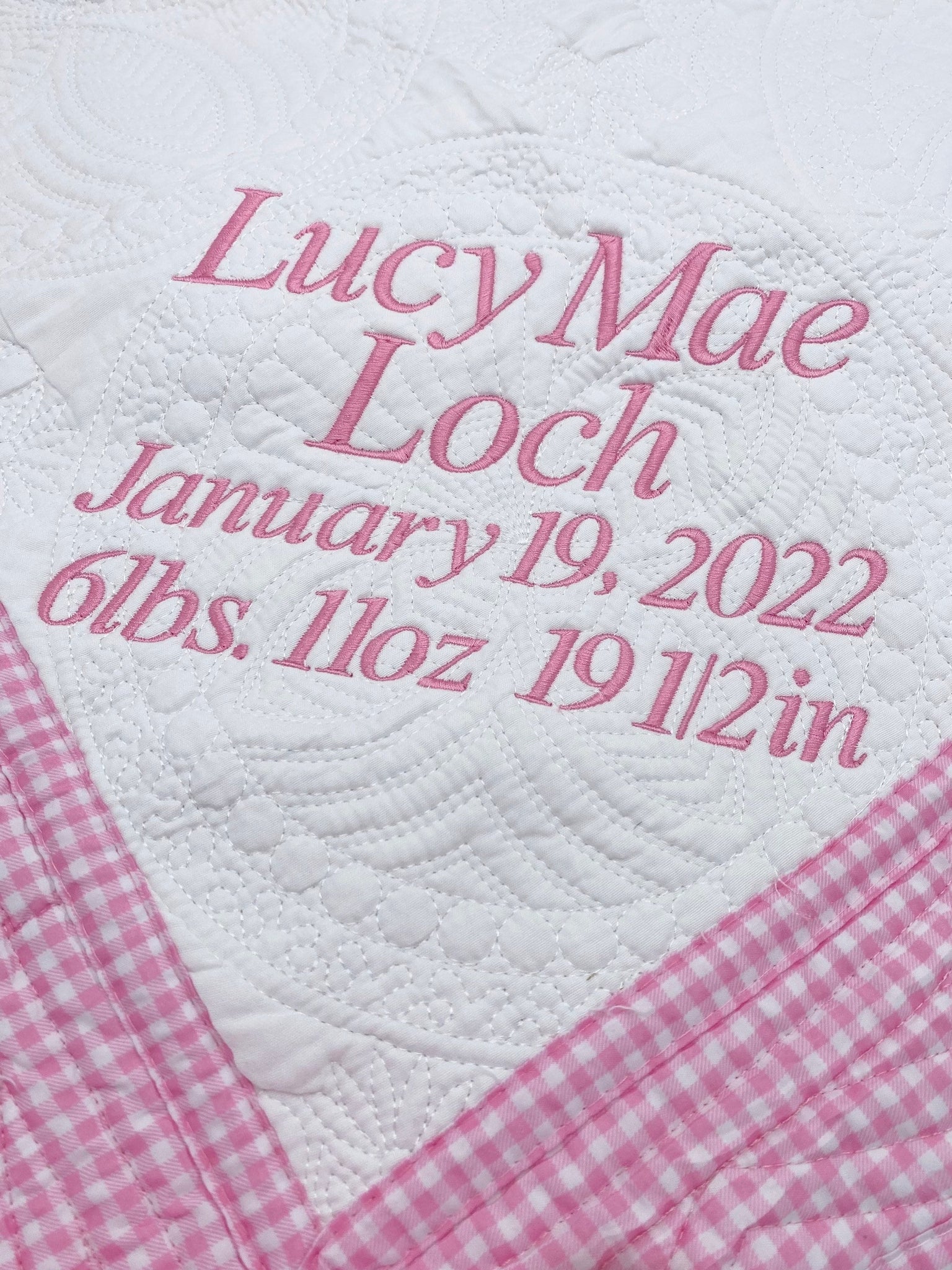 Personalized baby quilt blanket, Embroidered baby quilt blanket, Monogrammed birth stat baby blanket, Baby shower gift, Baby quilt blanket